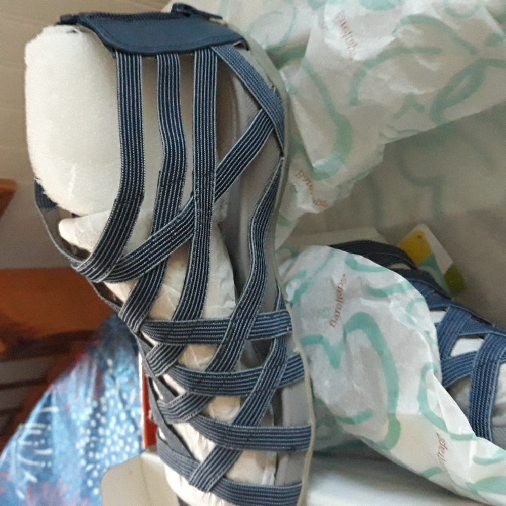 Baretraps sandal